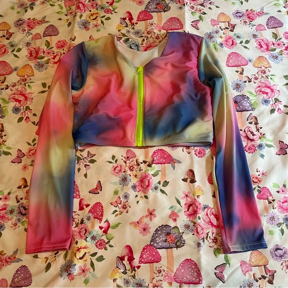 Rashguard style Rave crop top - Picture 9 of 9
